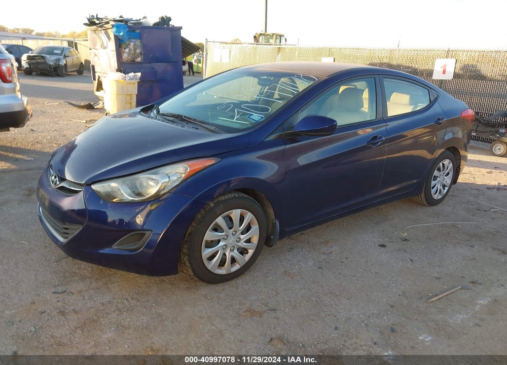 2013 HYUNDAI ELANTRA GLS VIN: 5NPDH4AE7DH196877