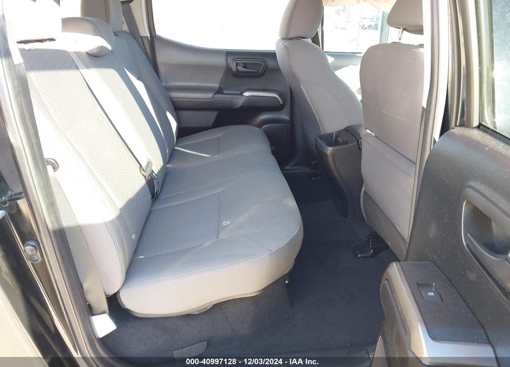 2022 TOYOTA TACOMA SR5 V6 VIN: 3TMCZ5AN0NM480992