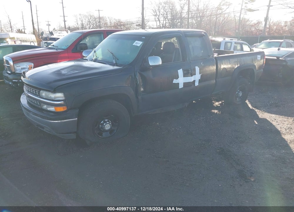 2005 CHEVROLET SILVERADO 2500HD LS VIN: 1GCHK29U45E325470