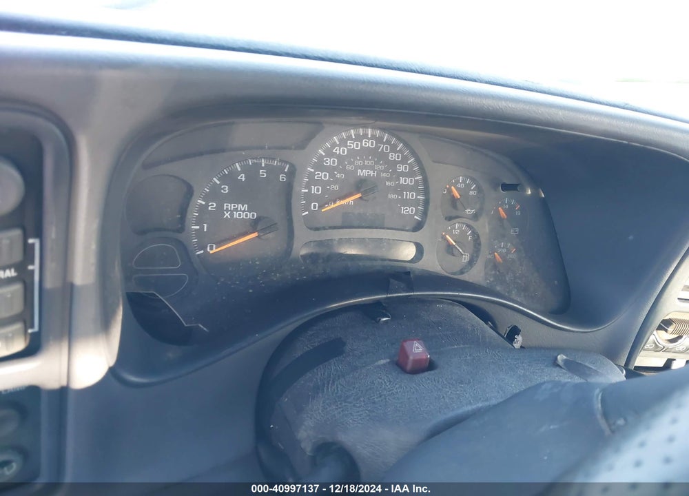 2005 CHEVROLET SILVERADO 2500HD LS VIN: 1GCHK29U45E325470