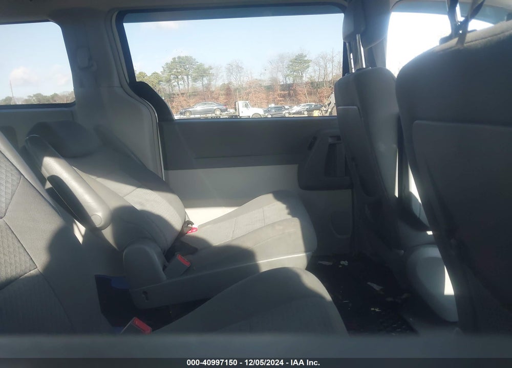 2010 CHRYSLER TOWN & COUNTRY TOURING VIN: 2A4RR5DX4AR329139