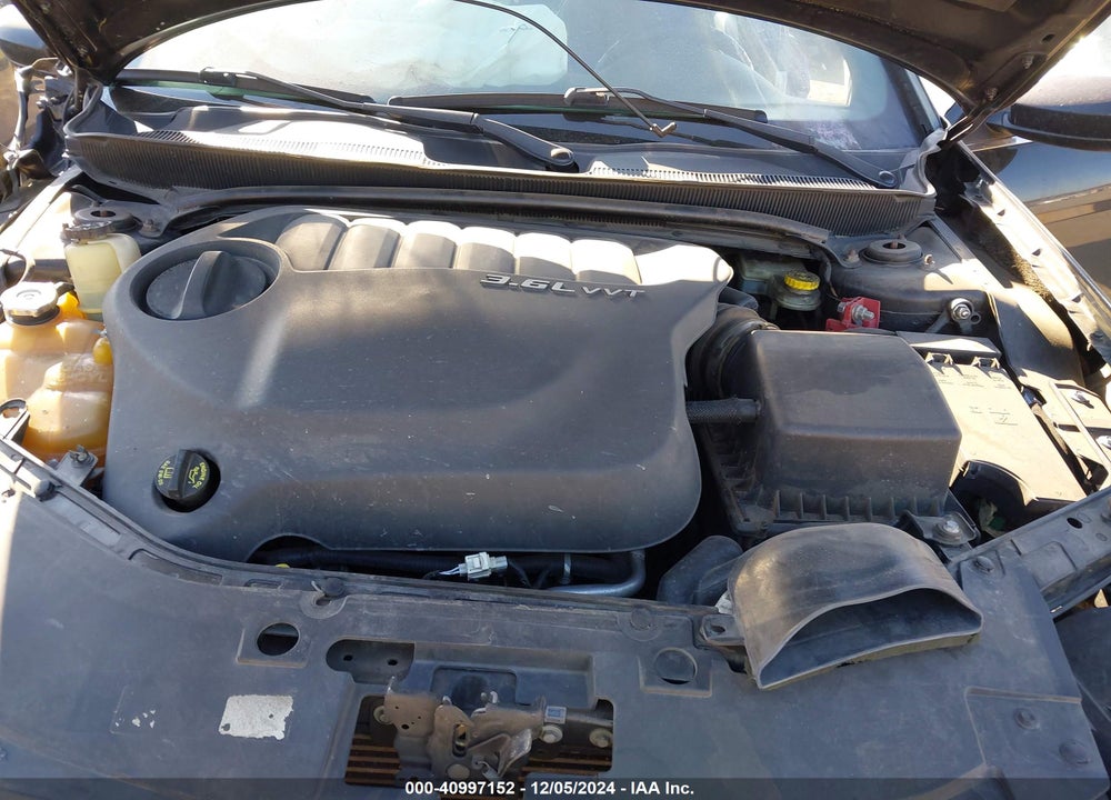 2014 CHRYSLER 200 TOURING VIN: 1C3CCBBG5EN132079