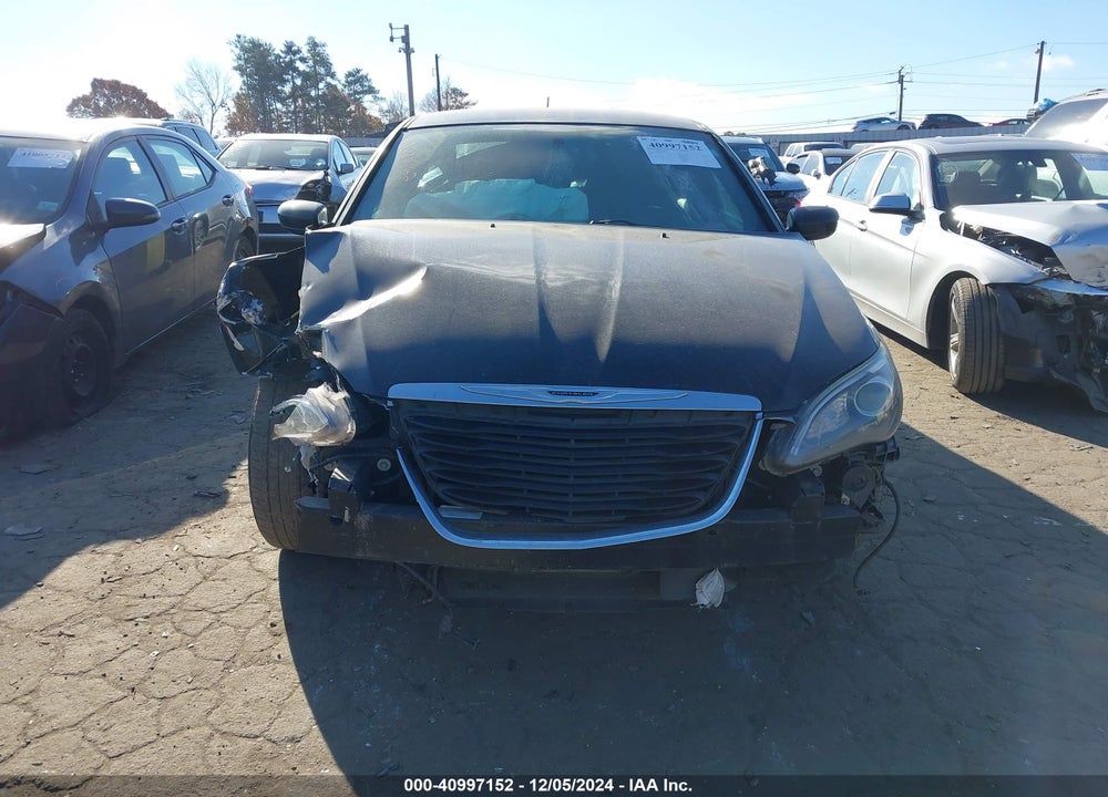 2014 CHRYSLER 200 TOURING VIN: 1C3CCBBG5EN132079