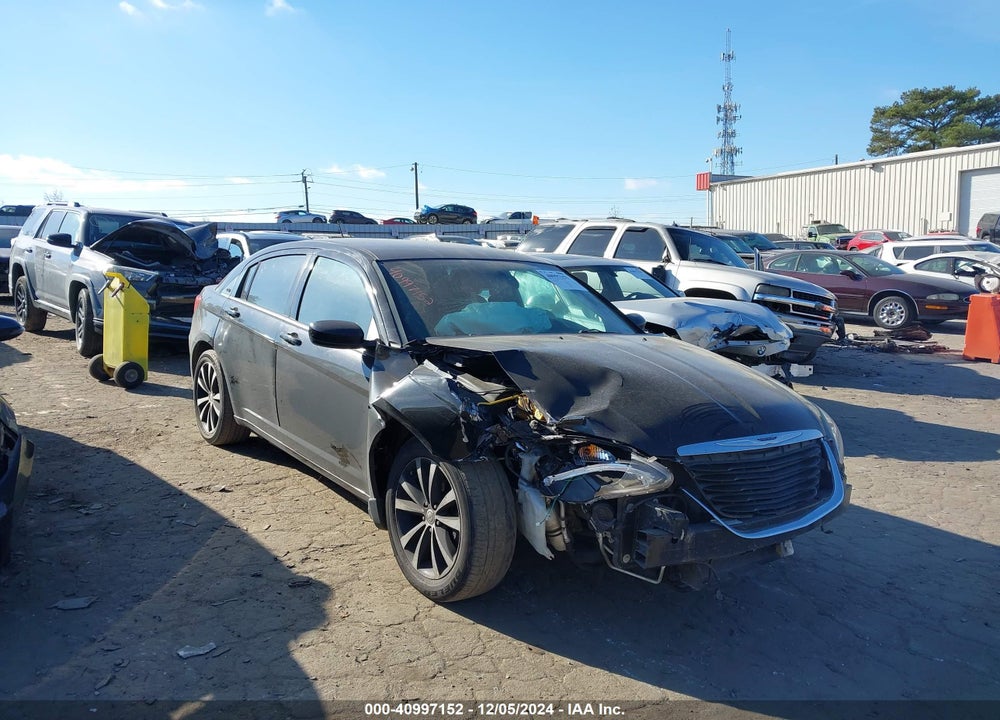 2014 CHRYSLER 200 TOURING VIN: 1C3CCBBG5EN132079