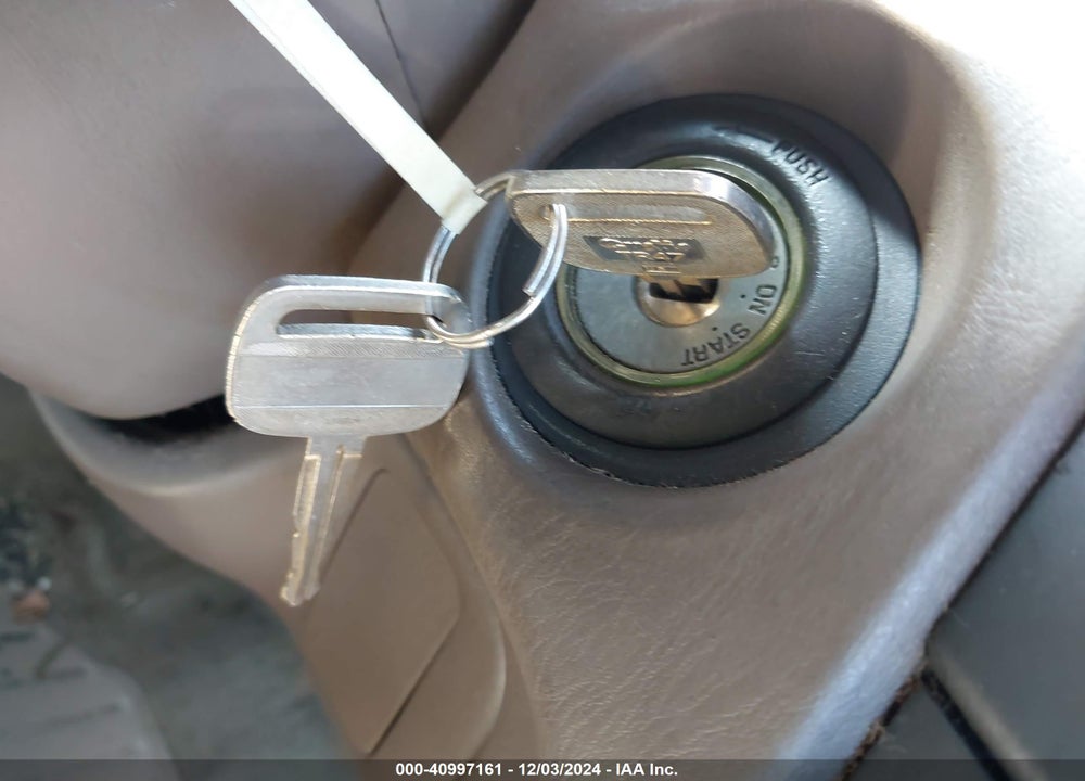 1996 TOYOTA CAMRY LE VIN: 4T1EF12K7TU117348