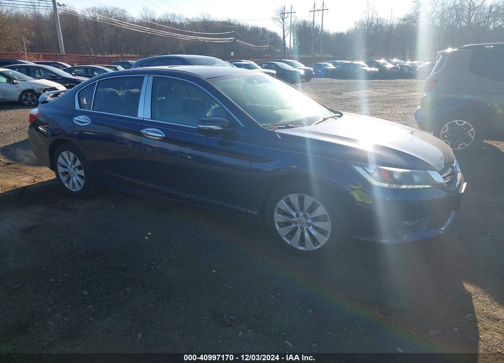 2015 HONDA ACCORD EX-L V-6 VIN: 1HGCR3F83FA006641