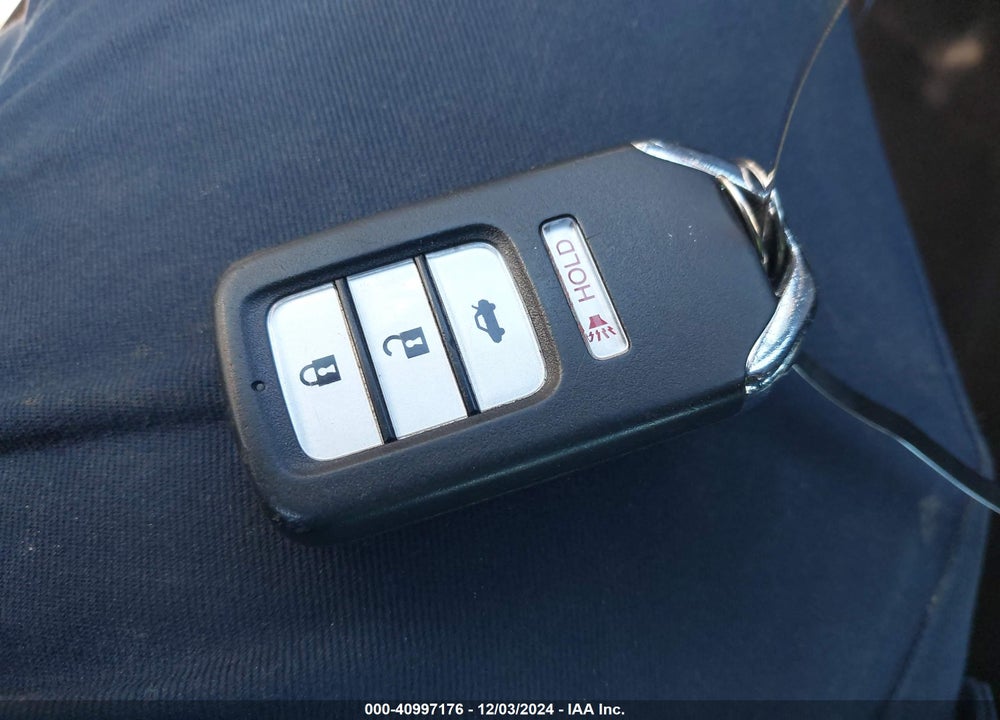 2013 HONDA ACCORD EX VIN: 1HGCR2F76DA282598