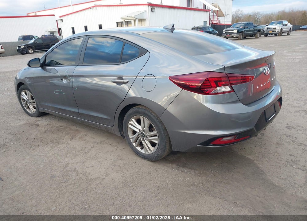 2019 HYUNDAI ELANTRA SEL VIN: 5NPD84LF2KH403811