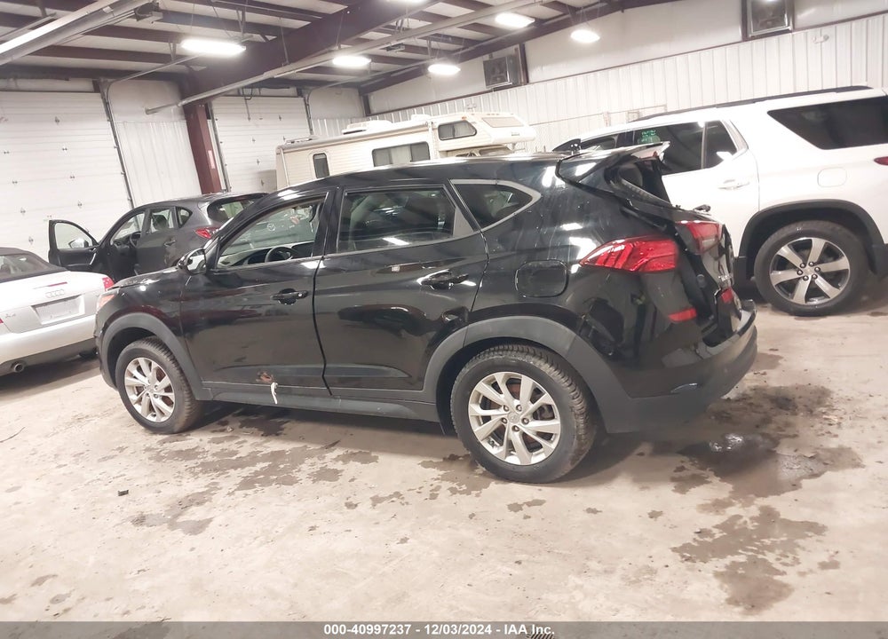 2019 HYUNDAI TUCSON SE VIN: KM8J23A46KU869940