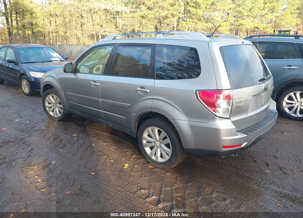 2011 SUBARU FORESTER 2.5X TOURING VIN: JF2SHBHC9BH728241
