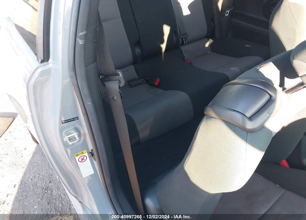 2016 SCION TC VIN: JTKJF5C76GJ023997
