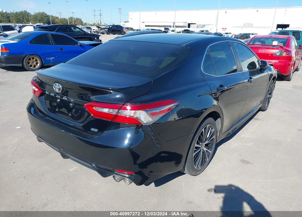 2018 TOYOTA CAMRY SE VIN: JTNB11HK8J3048357