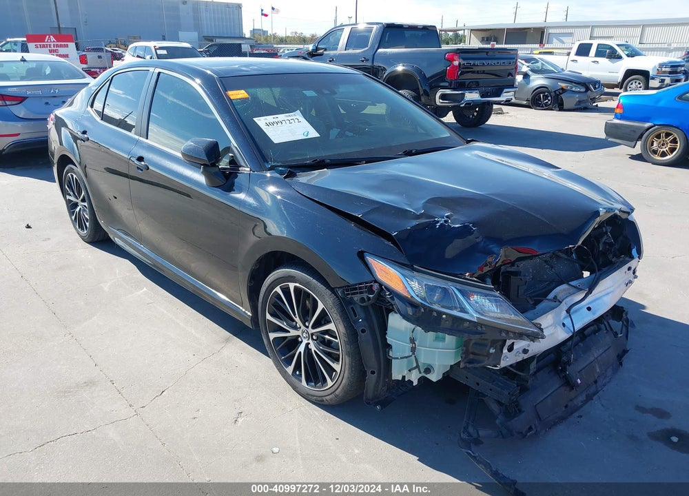 2018 TOYOTA CAMRY SE VIN: JTNB11HK8J3048357