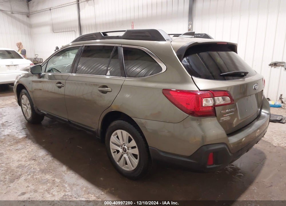 2019 SUBARU OUTBACK 2.5I PREMIUM VIN: 4S4BSAFC6K3326571