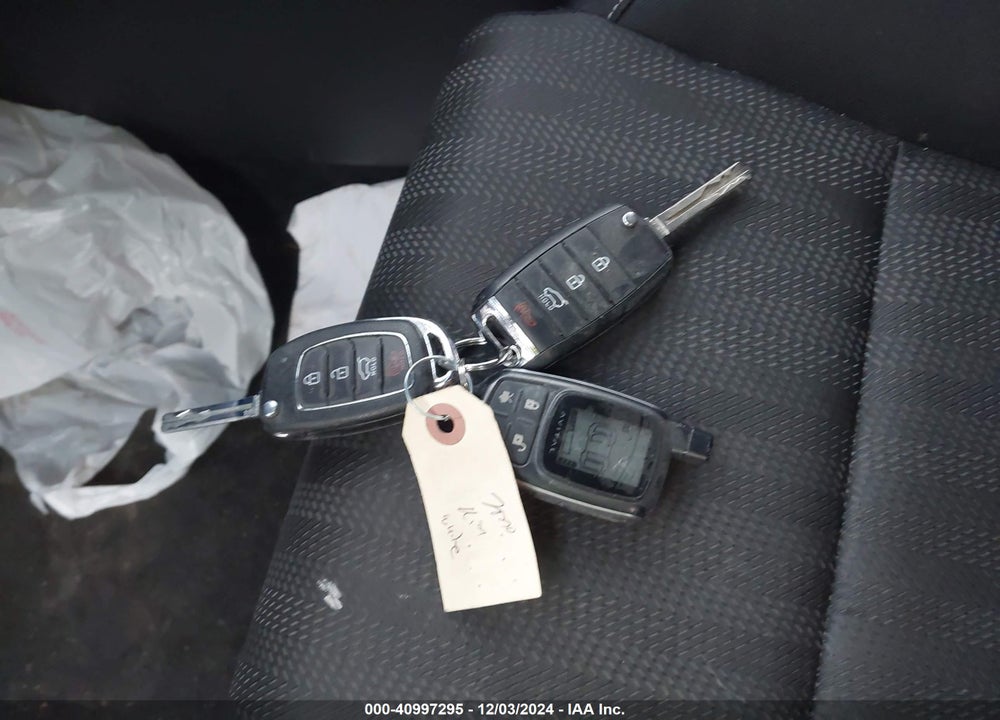 2020 KIA SPORTAGE LX VIN: KNDPMCACXL7730099