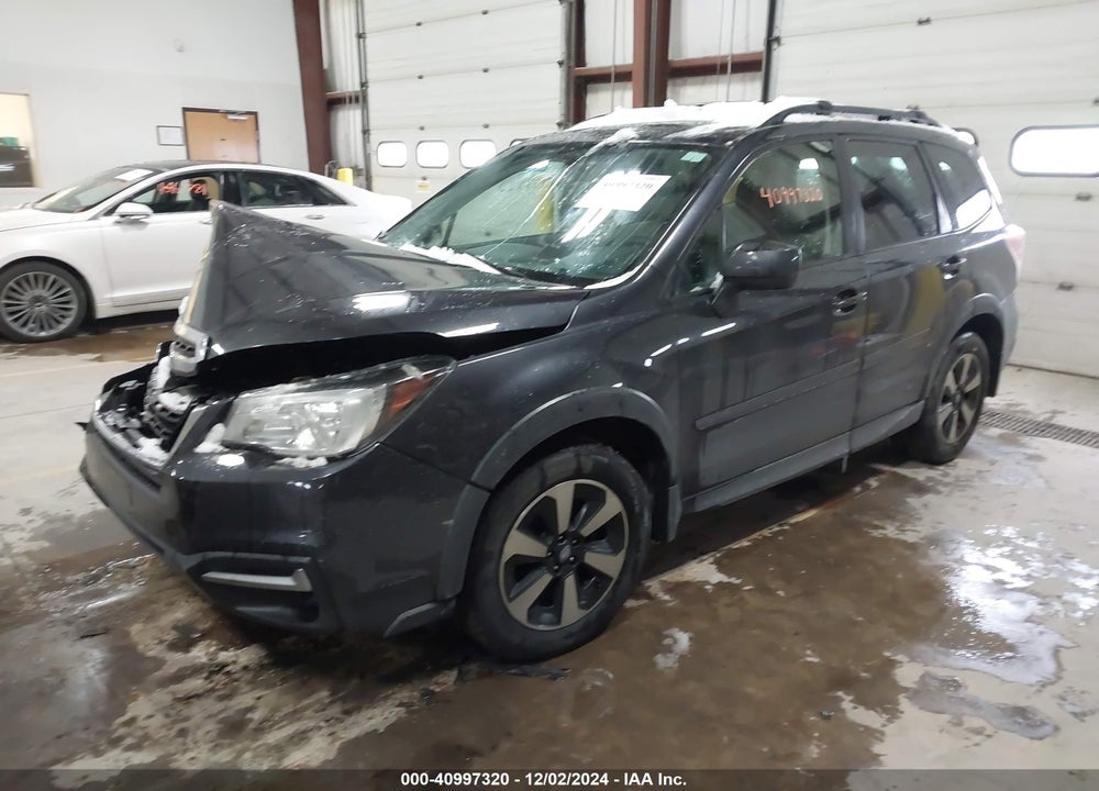 2017 SUBARU FORESTER 2.5I PREMIUM VIN: JF2SJAEC9HH596402