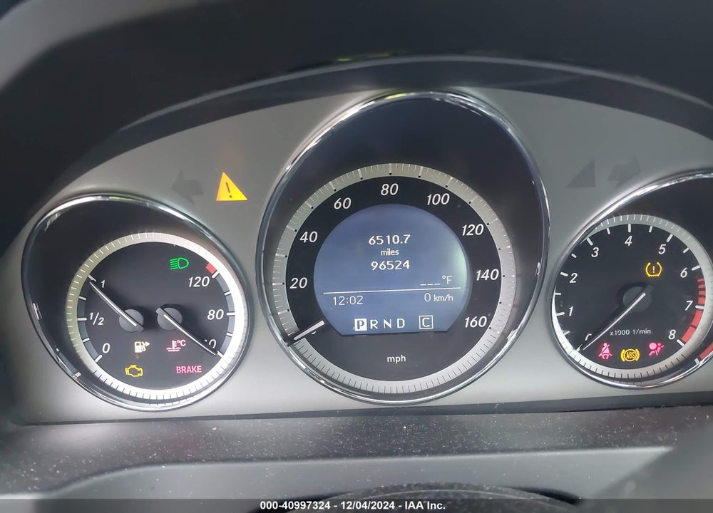 2009 MERCEDES-BENZ C 300 LUXURY/SPORT VIN: WDDGF54X49R069452