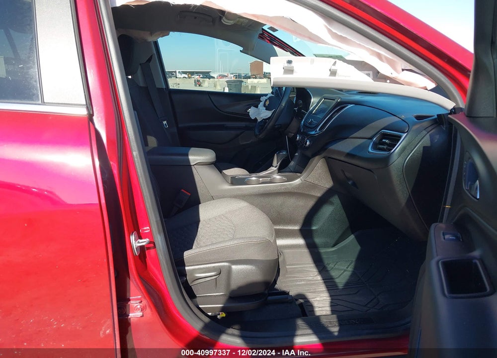 2021 CHEVROLET EQUINOX FWD LT VIN: 2GNAXKEV1M6152258