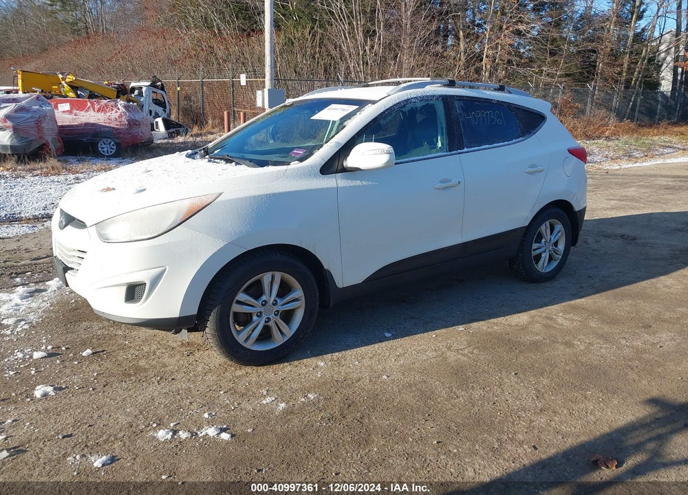 2012 HYUNDAI TUCSON GLS VIN: KM8JUCAC7CU421306