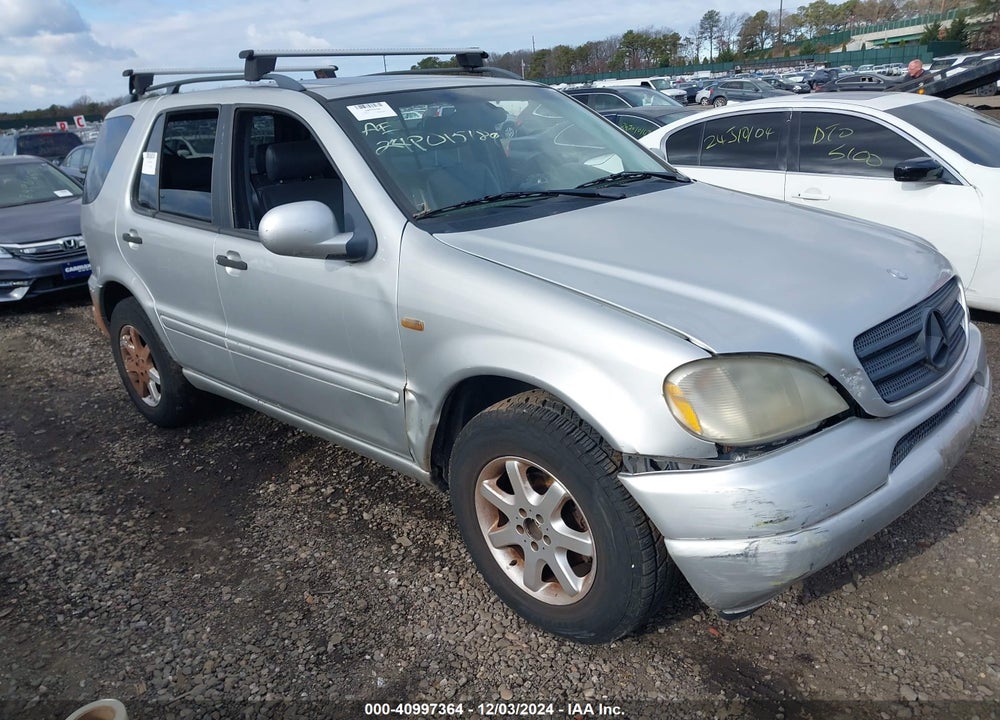 1999 MERCEDES-BENZ ML 430 VIN: 4JGAB72EXXA114717