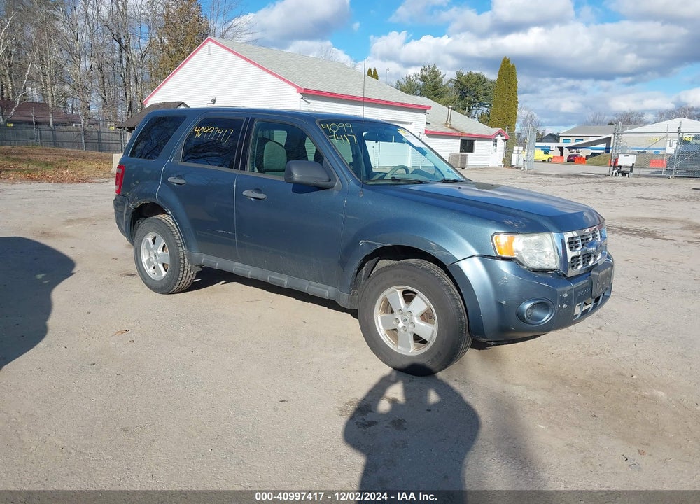 2011 FORD ESCAPE XLS VIN: 1FMCU9C77BKB75573