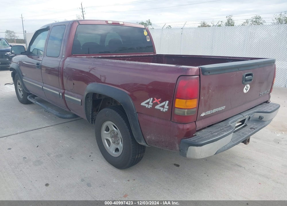 2002 CHEVROLET SILVERADO 1500 LS VIN: 2GCEK19V921235038