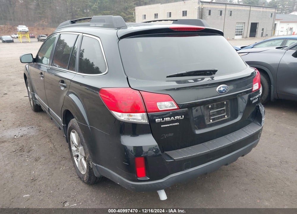 2010 SUBARU OUTBACK 2.5I LIMITED VIN: 4S4BRBKC4A3365102