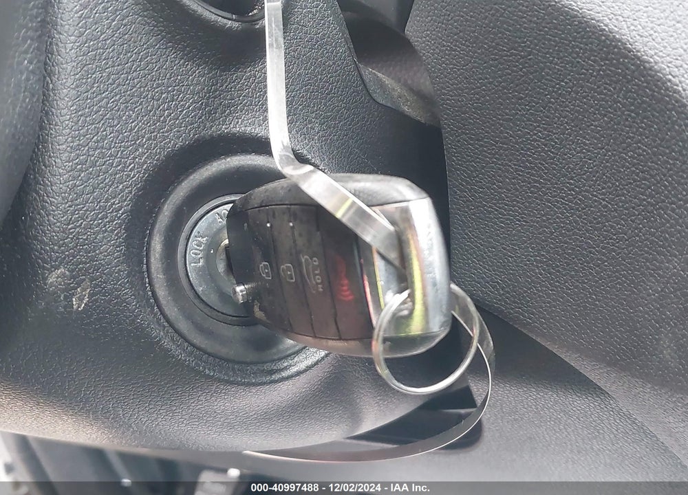 2017 KIA SORENTO 2.4L LX VIN: 5XYPGDA35HG246669