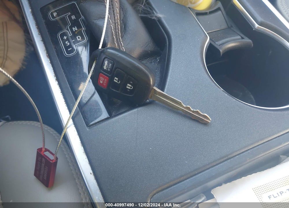 2017 TOYOTA CAMRY VIN: 4T1BF1FK8HU426637