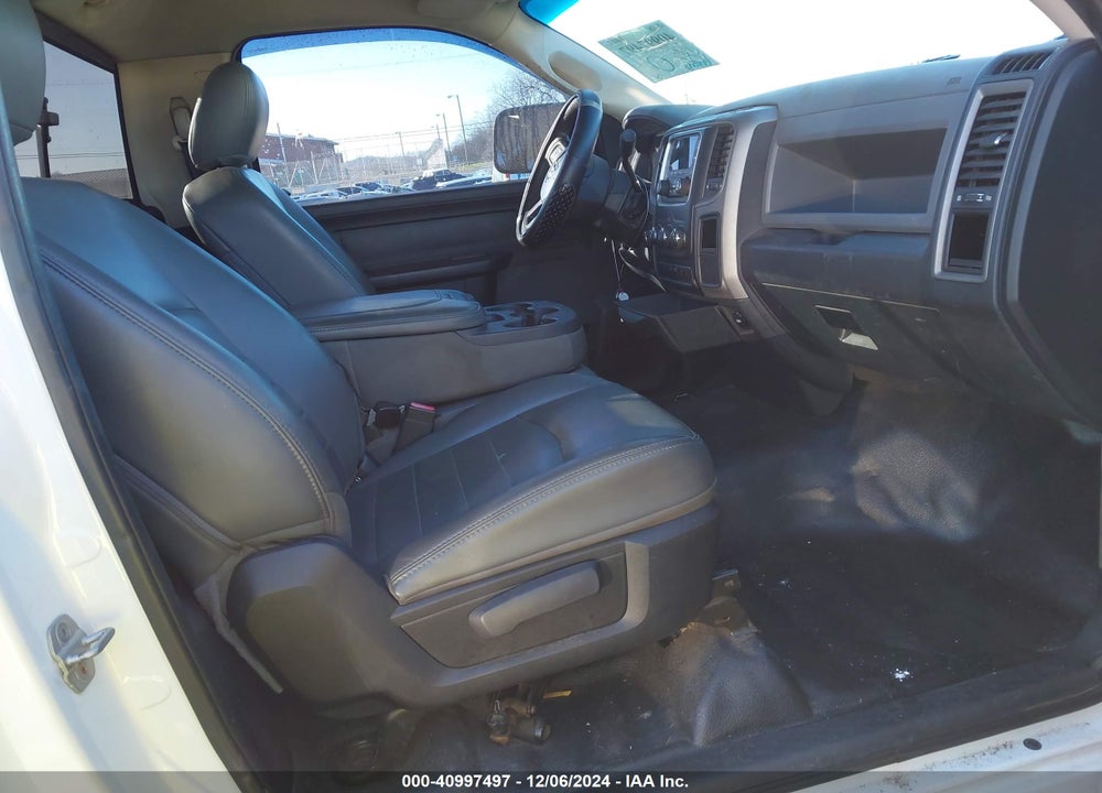 2013 RAM 1500 TRADESMAN VIN: 3C6JR7DT3DG501125