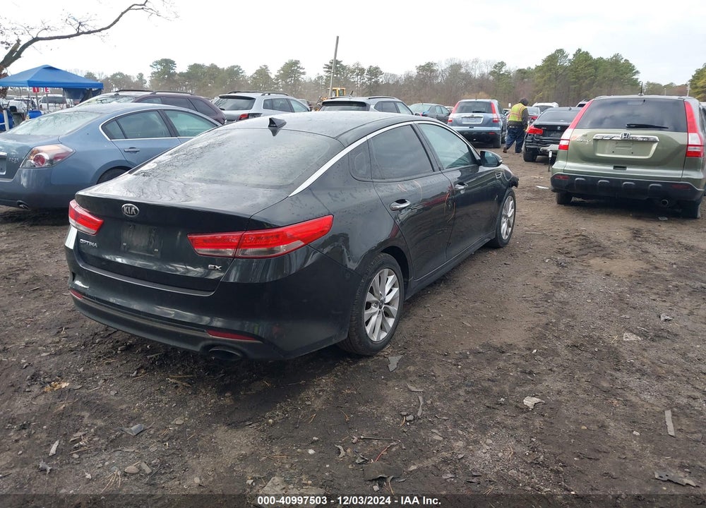 2016 KIA OPTIMA EX VIN: 5XXGU4L34GG077978
