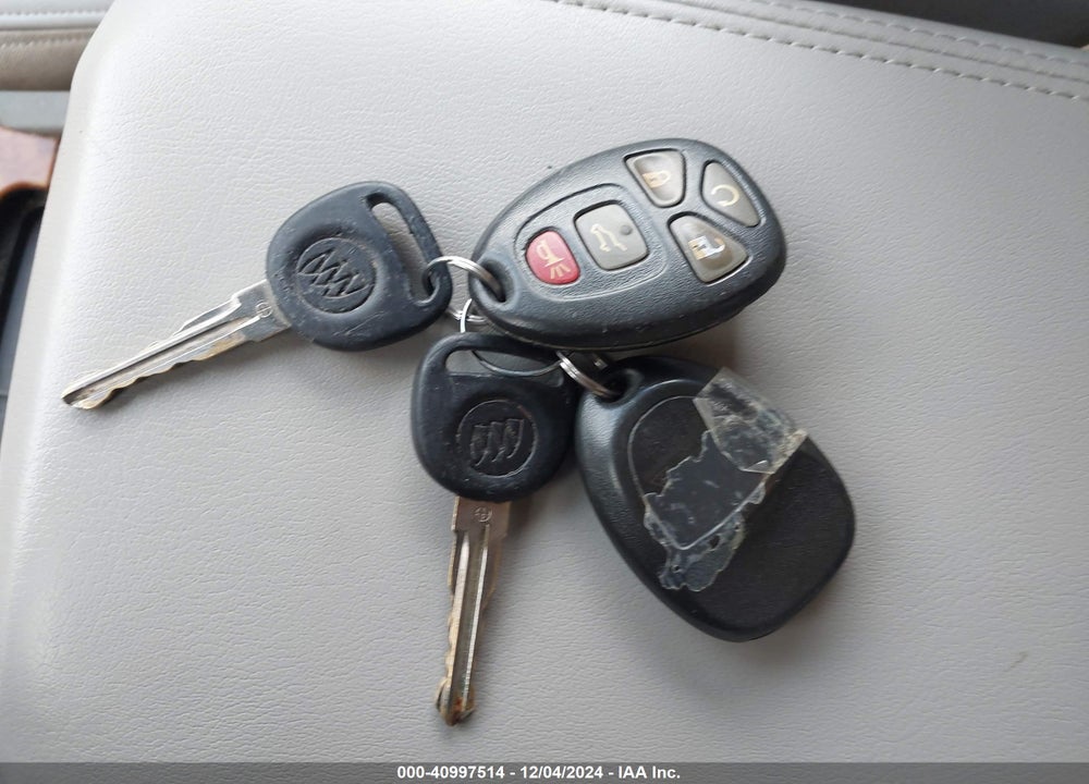 2011 BUICK ENCLAVE 1XL VIN: 5GAKRBED7BJ268080