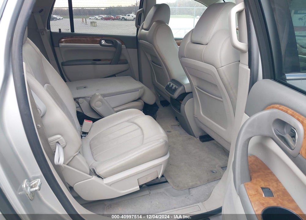 2011 BUICK ENCLAVE 1XL VIN: 5GAKRBED7BJ268080