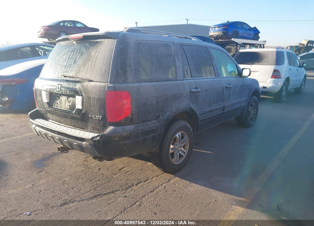 2005 HONDA PILOT EX-L VIN: 5FNYF18595B048340