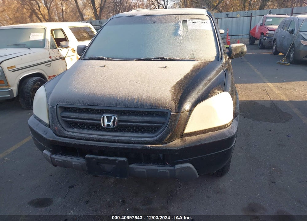 2005 HONDA PILOT EX-L VIN: 5FNYF18595B048340