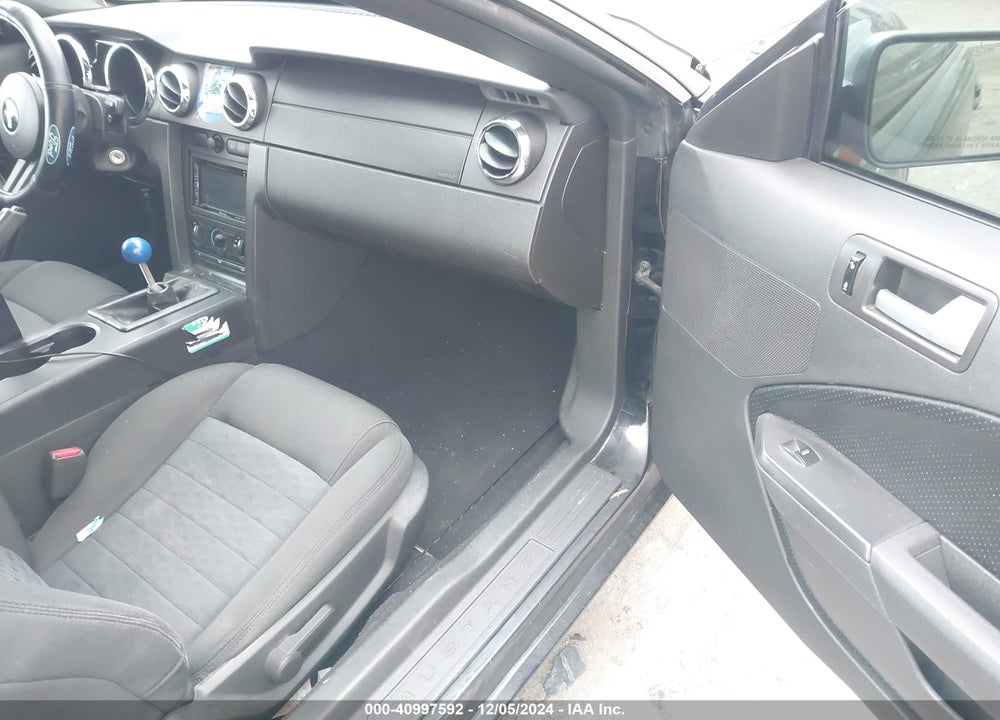 2009 FORD MUSTANG GT PREMIUM VIN: 1ZVHT82H195113142