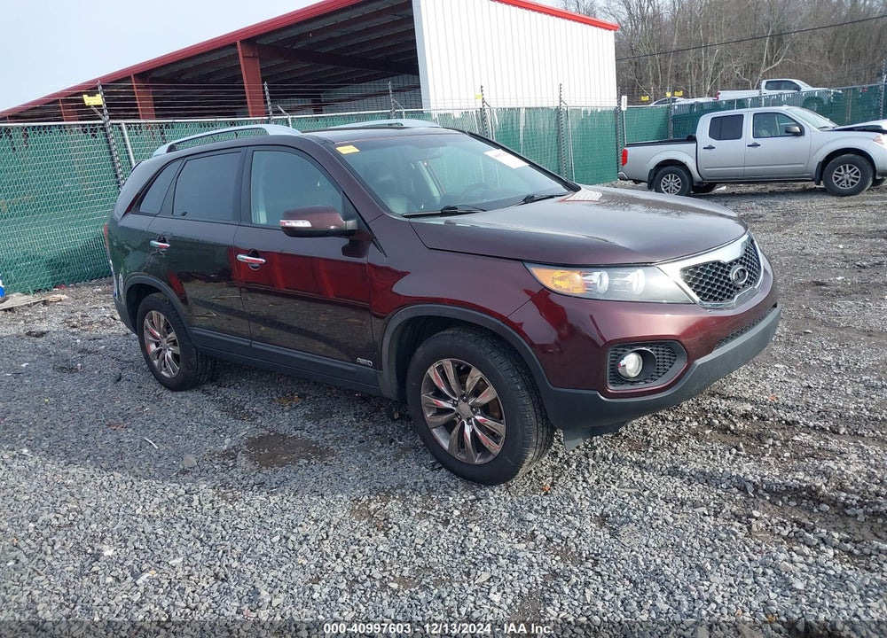 2011 KIA SORENTO EX V6 VIN: 5XYKUDA22BG147650
