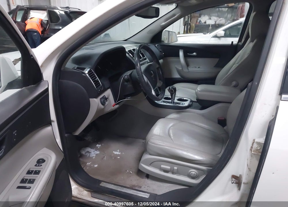 2010 GMC ACADIA SLT-1 VIN: 1GKLVMED4AJ198194