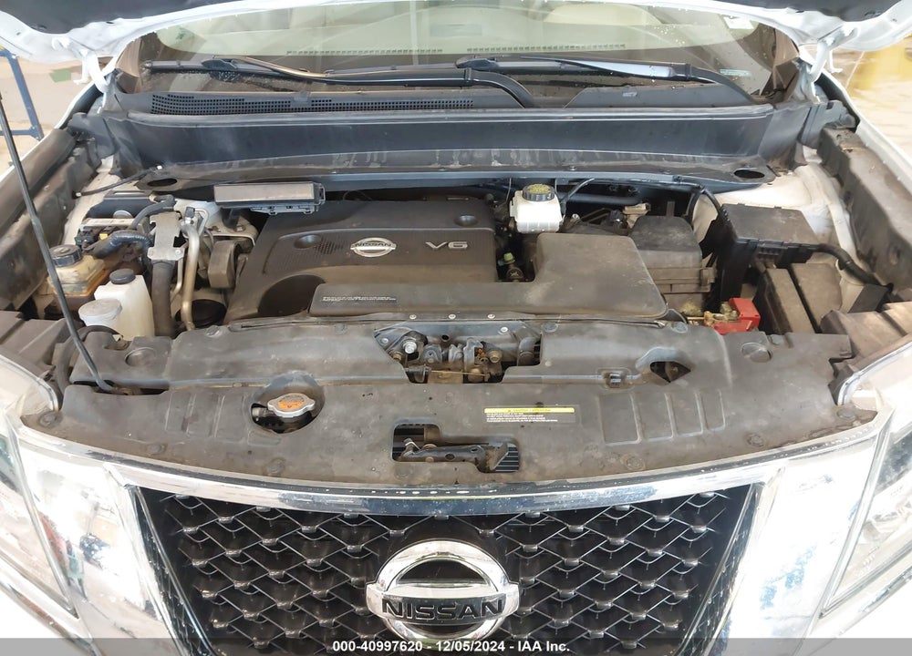 2014 NISSAN PATHFINDER PLATINUM VIN: 5N1AR2MM3EC606803