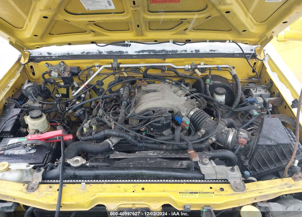 2000 NISSAN FRONTIER SE-V6/XE-V6 VIN: 1N6ED27YXYC372020