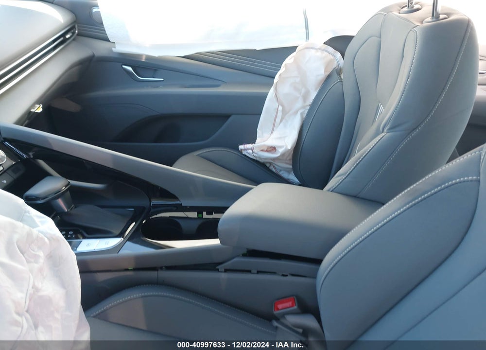 2023 HYUNDAI ELANTRA VIN: 5NPLS4AG9PH114232