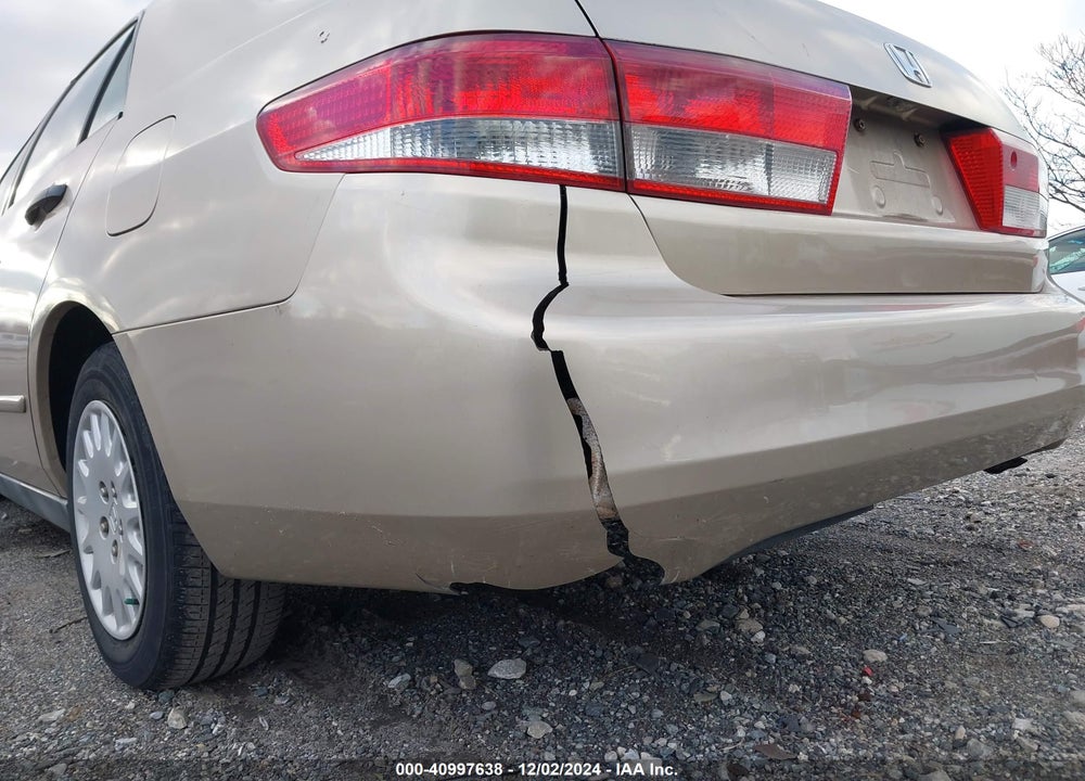 2004 HONDA ACCORD 2.4 DX VIN: 1HGCM56174A019189