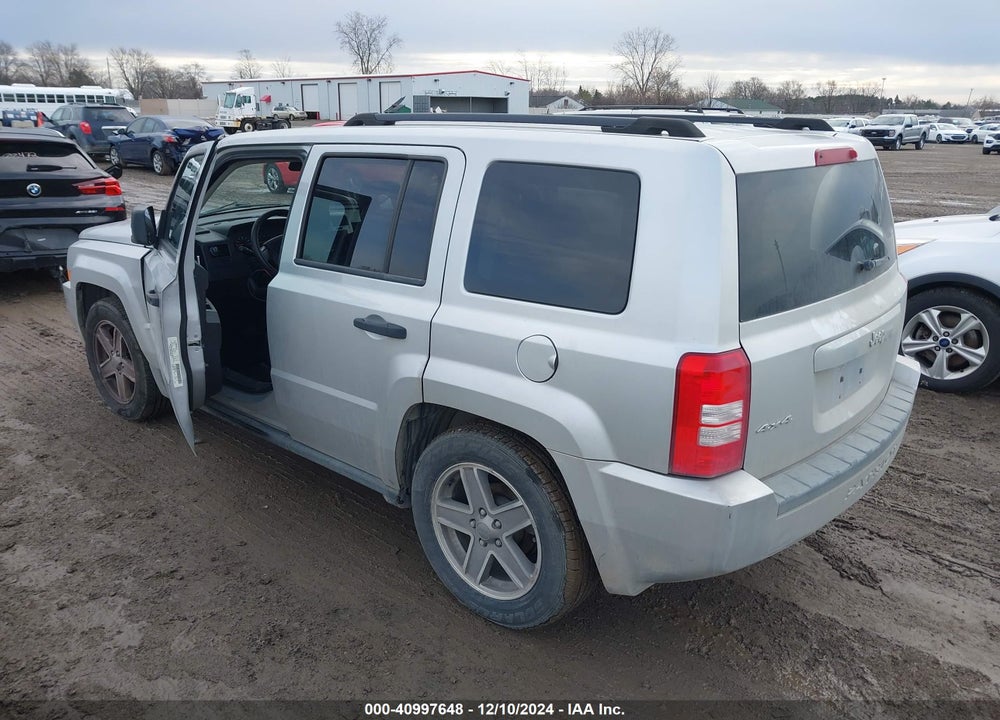 2008 JEEP PATRIOT SPORT VIN: 1J8FF28W98D523933