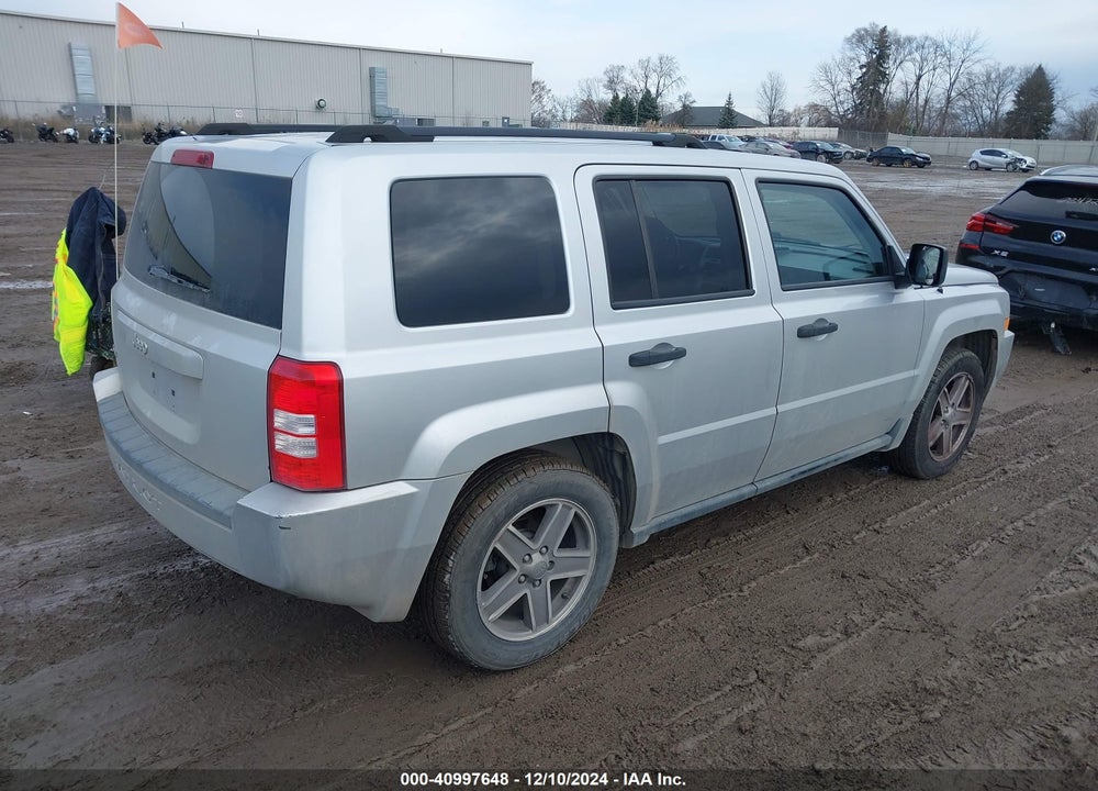 2008 JEEP PATRIOT SPORT VIN: 1J8FF28W98D523933