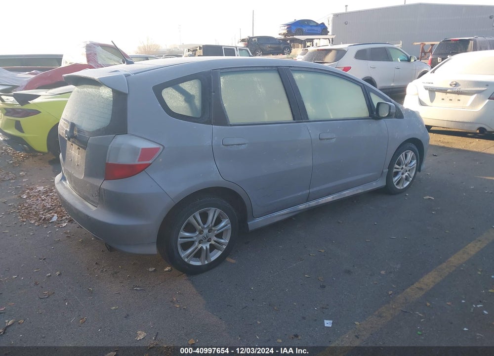2009 HONDA FIT SPORT VIN: JHMGE884X9S065413