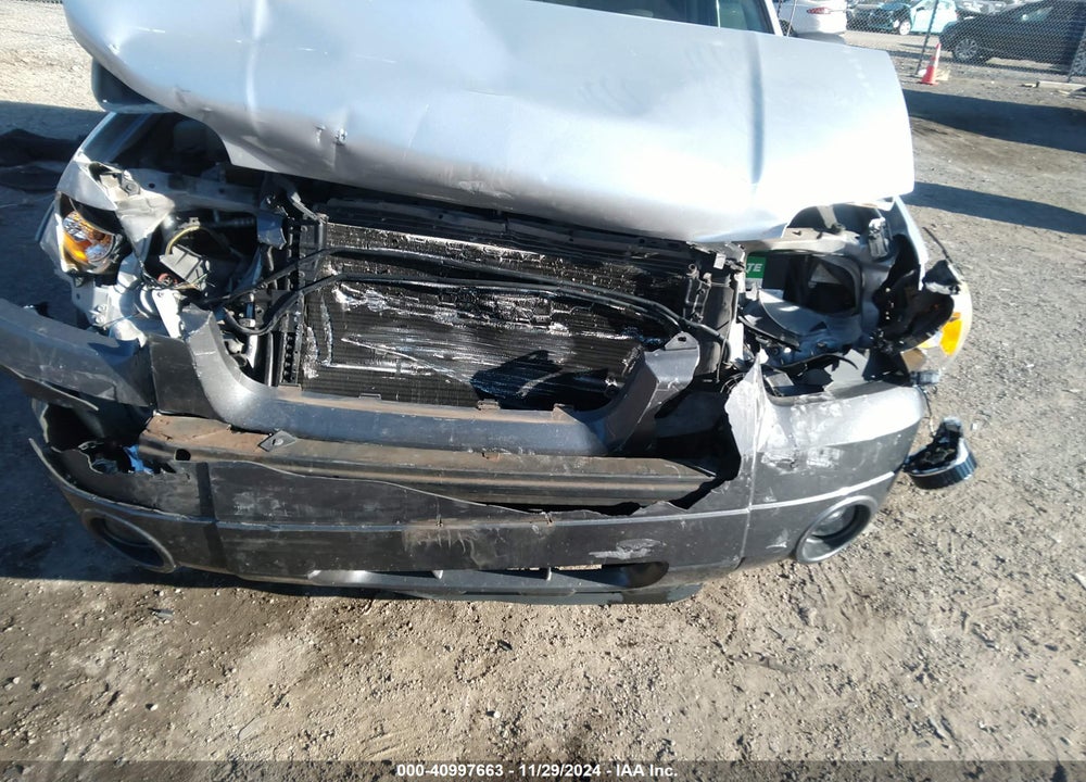 2005 FORD ESCAPE XLT VIN: 1FMCU03125KB62516