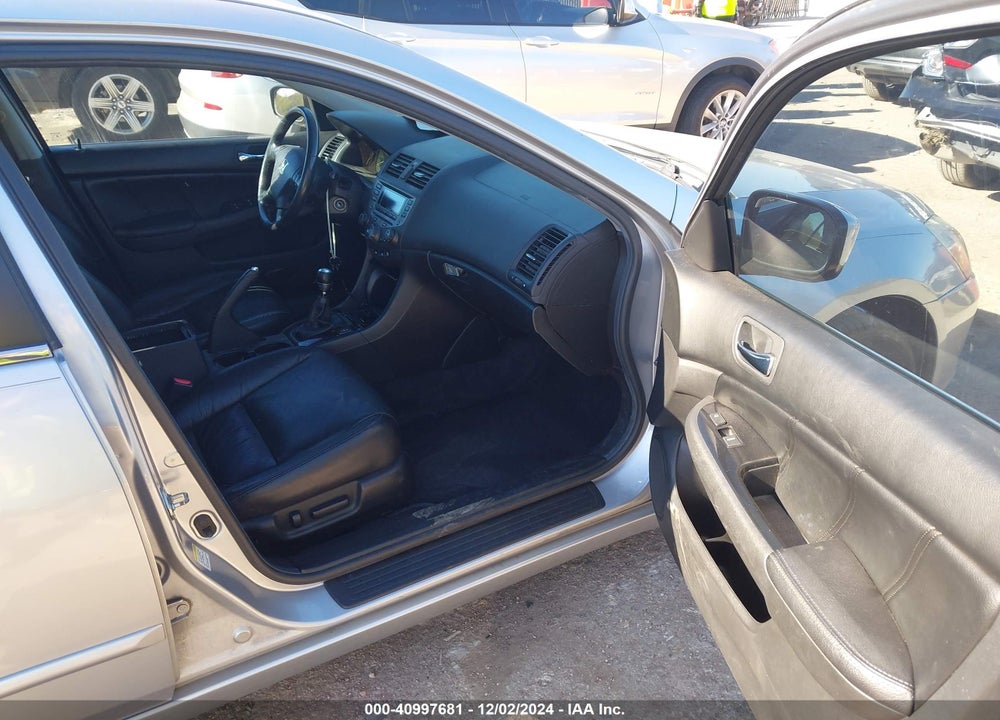 2007 HONDA ACCORD 3.0 EX VIN: 1HGCM65567A092259