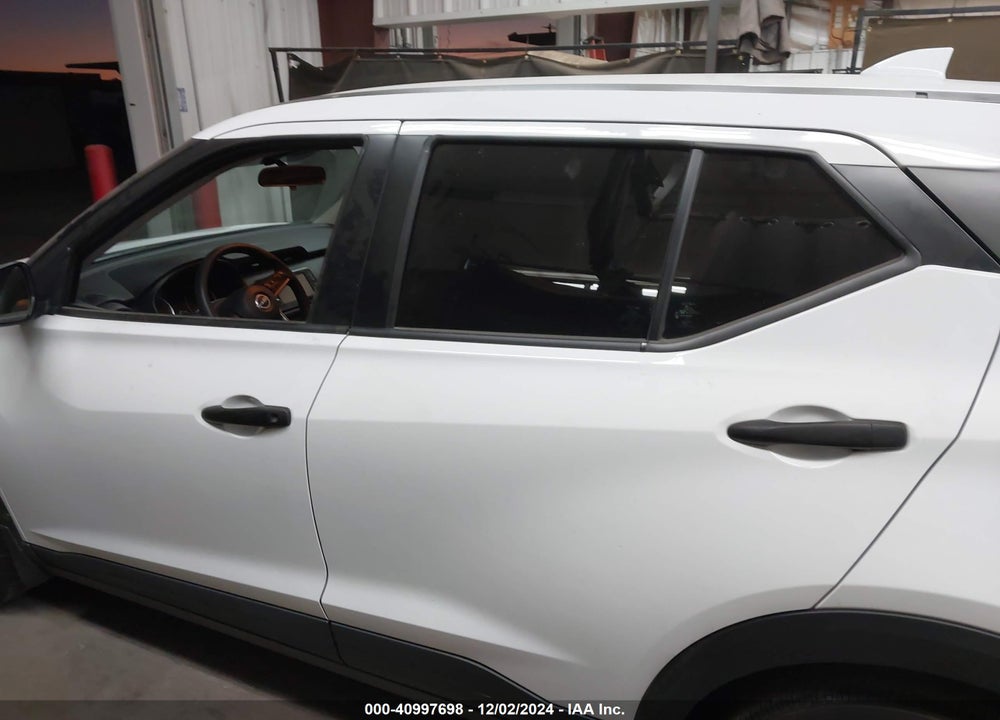 2022 NISSAN KICKS S XTRONIC CVT VIN: 3N1CP5BV8NL513945