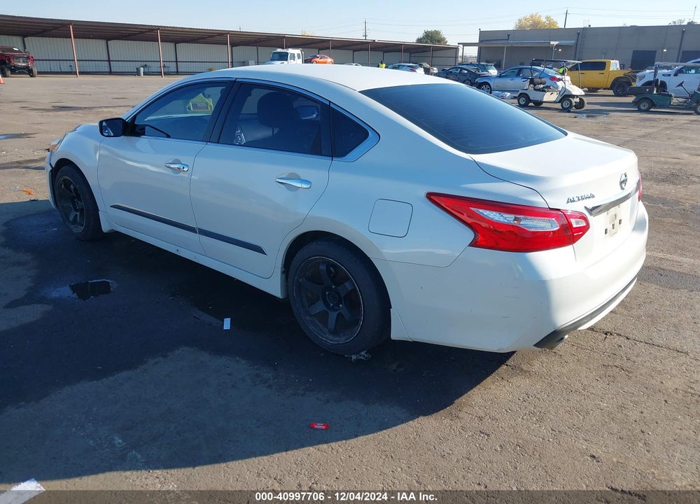 2016 NISSAN ALTIMA VIN: 1N4AL3AP4GC110587