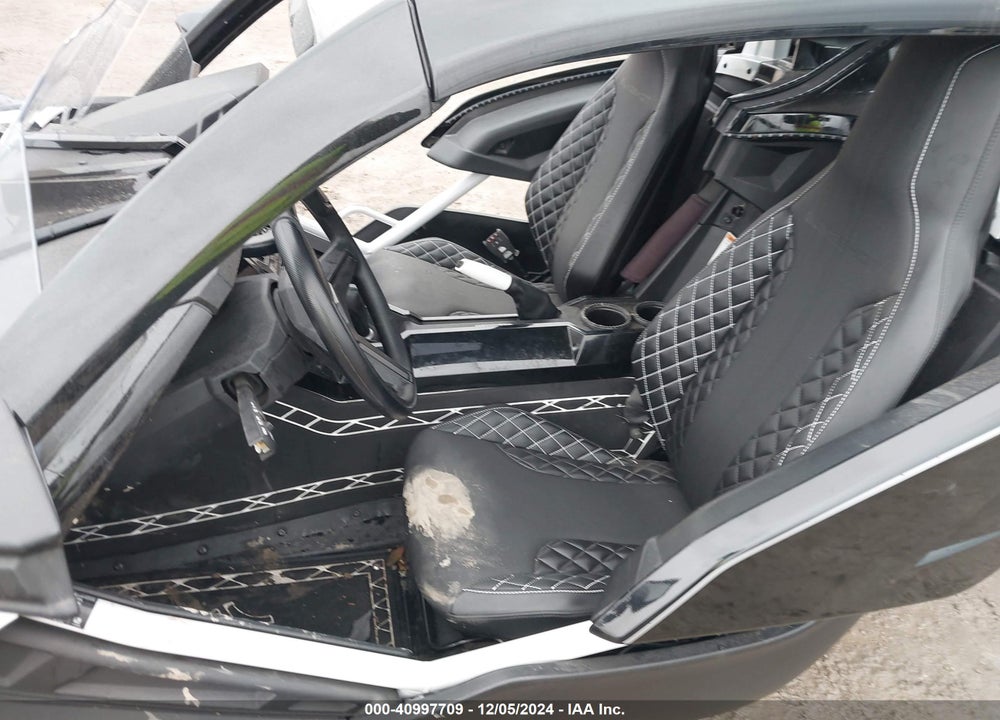 2019 POLARIS SLINGSHOT SL VIN: 57XAAPFA6K8135523